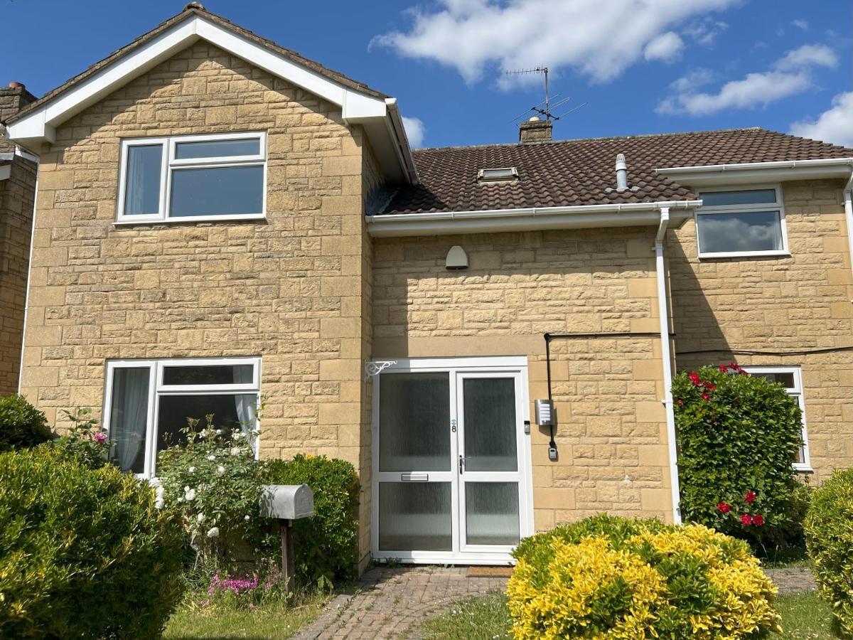 Premium Deal L Hill View Home L Last-Minute Offer L Cheltenham L Aj Properties L Perfect For Short Or Long Stays L 4Beds 4Bedrooms Rum bild